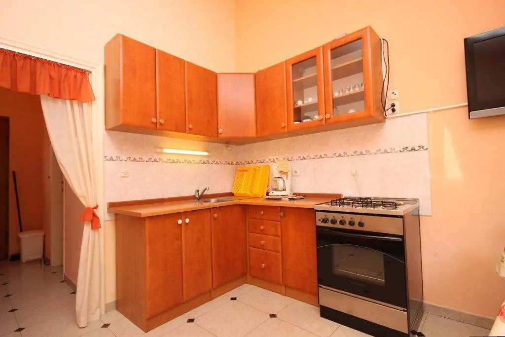 Apartments Vladimir 1262 Medulin 0*,